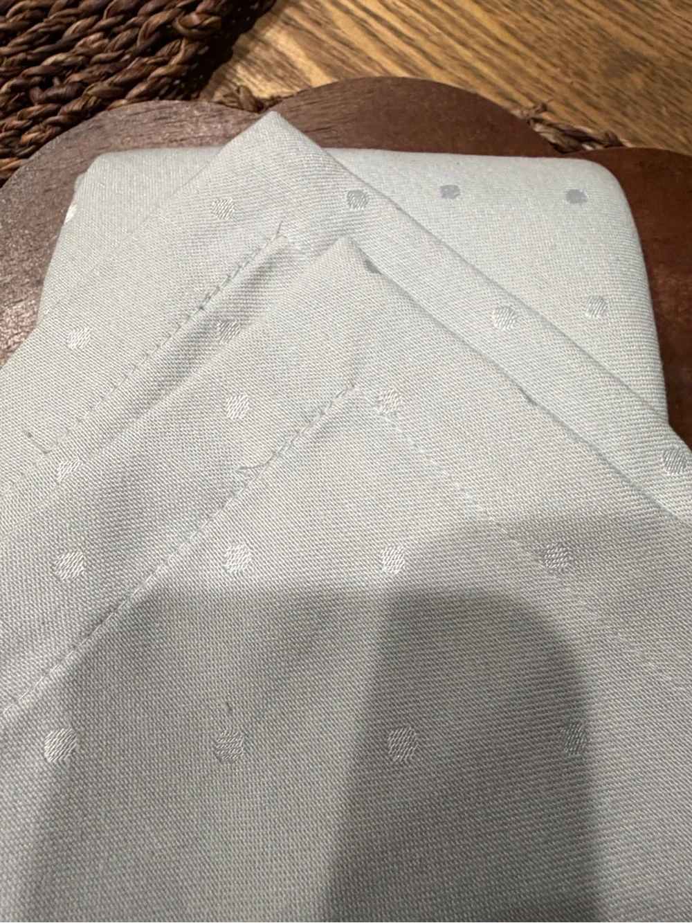 Kate Spade New York Set of 4 Gray Polka Dot Cloth Dinner Napkins